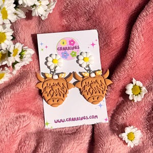 HIGHLAND COW EARRINGS - Cute Brown Cow Earrings, Unique Spring Small Animal Stud Earrings, Jewellery for Womens and Children