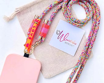 Handykette mit Love-Quaste aus Tau. Neon.  Universales Handyband. Stylische Smartphonekette zum Umhängen.