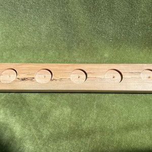Tea light candle holder