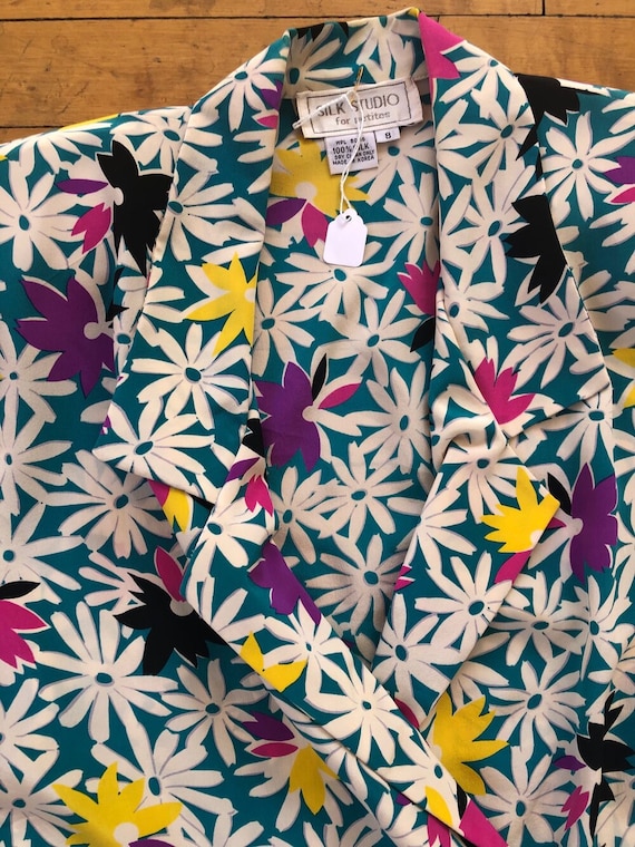 1980's Silk Floral Shirtdress - image 5
