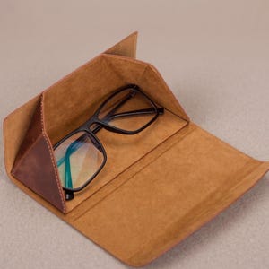 Leather Glasses Case, Foldable Sunglasses Case, Foldable Eyeglasses Case, Handmade Reading Glasses Case, Gift for Mom Dad, Mothers Day Gift
