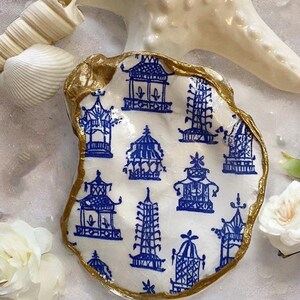 Oyster shell trinket dish, decoupage ring dish, handmade gifts, coastal wedding favors, bridesmaid gifts, Mother’s Day, hostess gifts