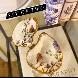 Decoupage oyster shell trinket dish, ring dish, hostess gifts, wedding favors, handmade beach gifts, coastal Mother’s Day gift