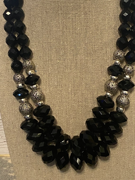 Vintage two strand beaded necklace - image 4
