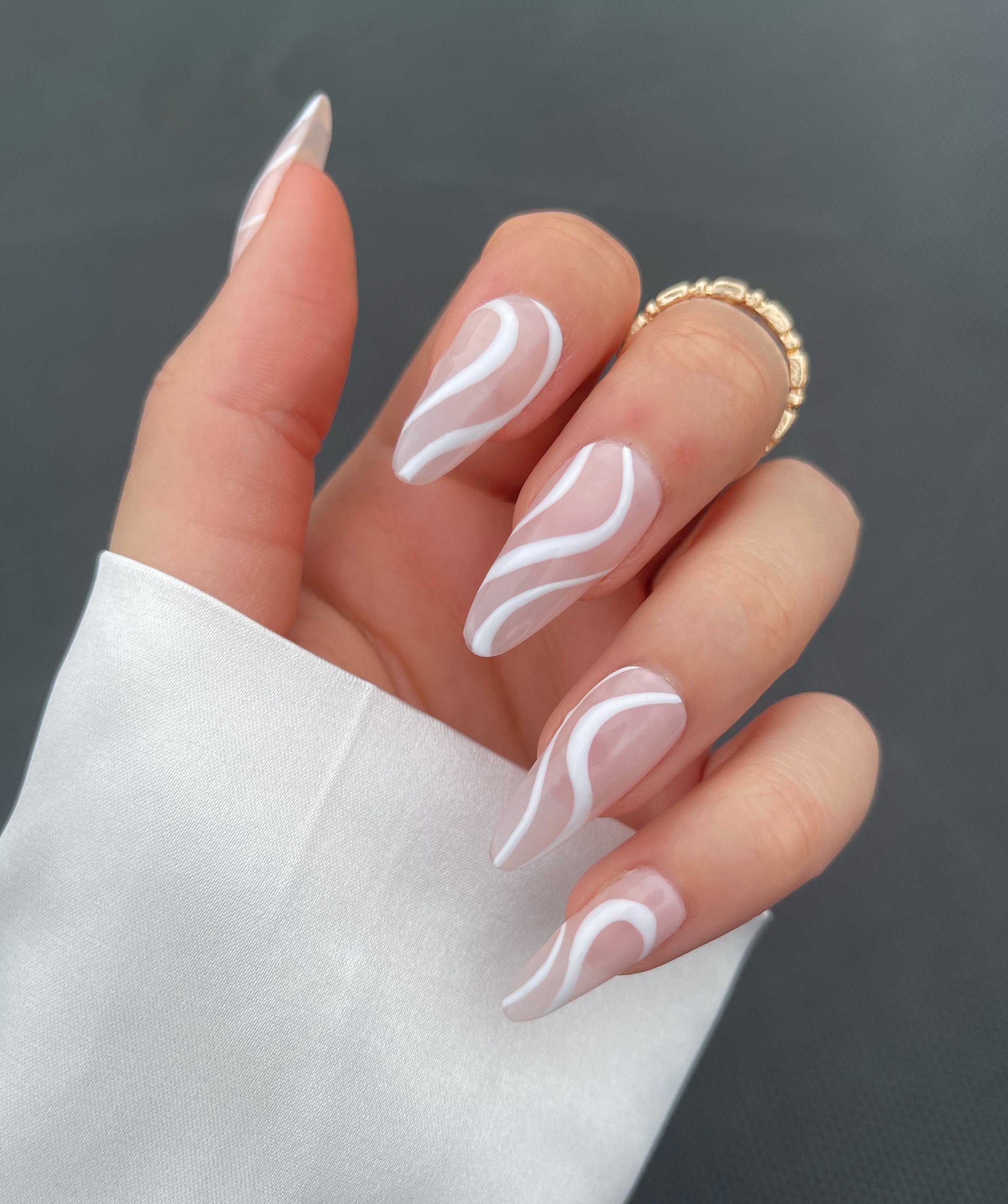 White Swirl Nails - Etsy White Swirl Nails - Etsy