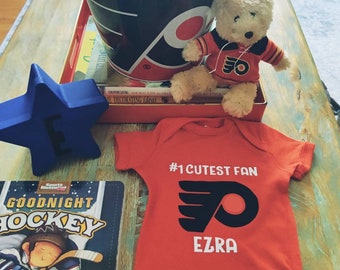 Personalized Baby onsies, Baby gift, Sports themed Baby Gift, NHL baby gift, NFL baby gift,  Hockey Baby onsie, Football Baby gift, Dad gift