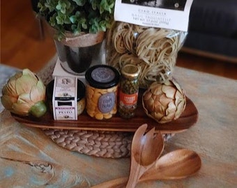 Italian Pesto and Pasta Gift, Gourmet Food Gift, Get well, Housewarming, Italian Lover Food basket, Italian themed gift