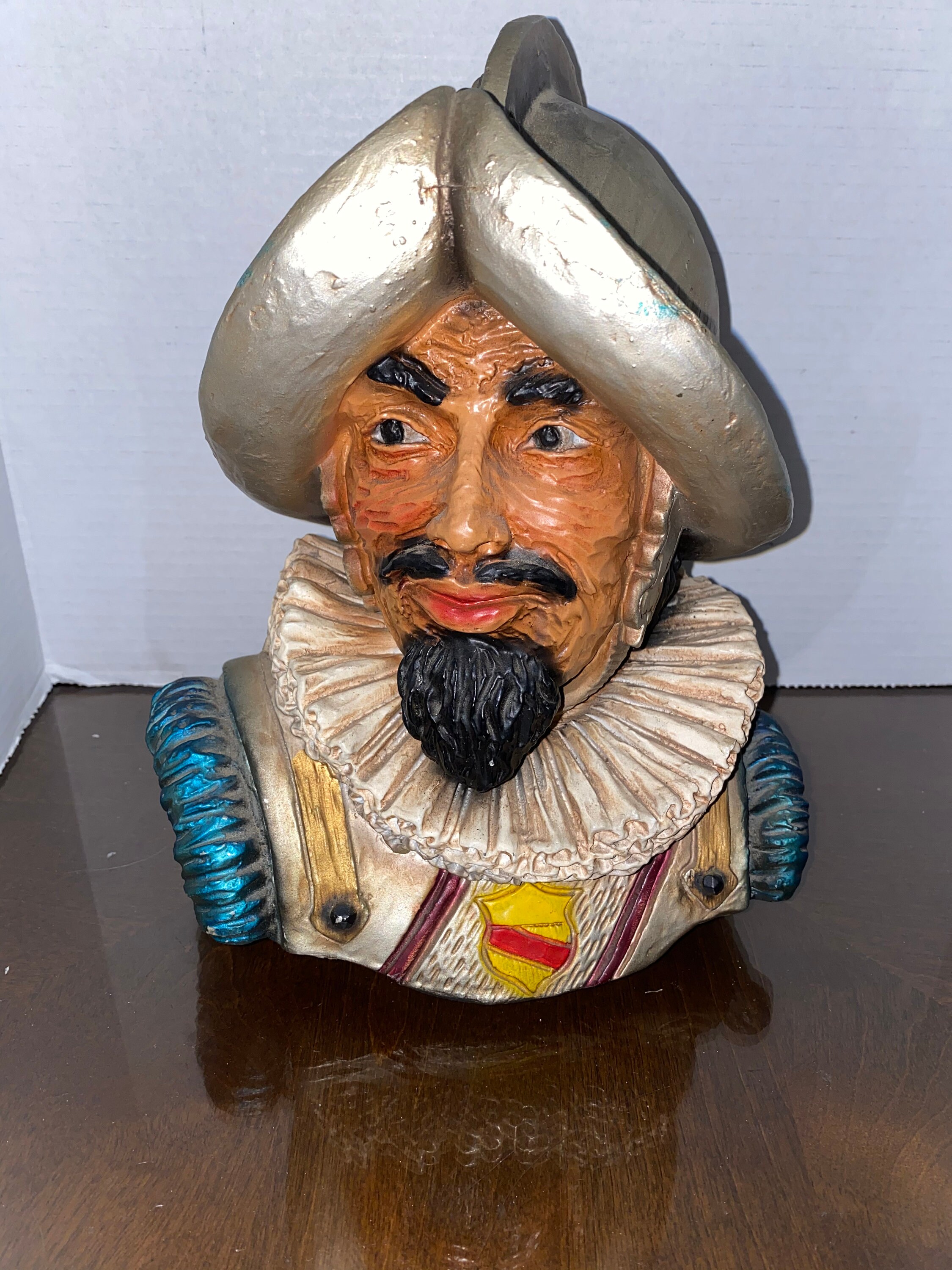 Old Vtg 1967 Universal Statuary Corp. Chicago Conquistador Etsy