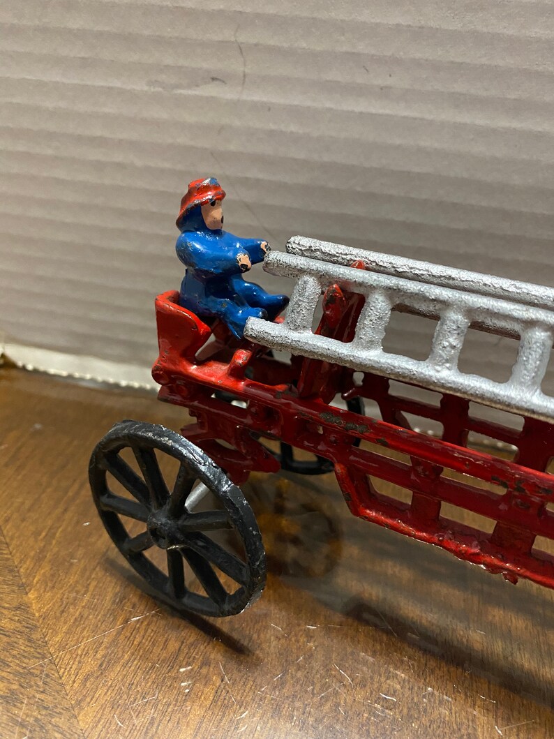 ANTIQUE Cast Iron Horse Drawn Vintage Fire Truck W/ladders Etsy