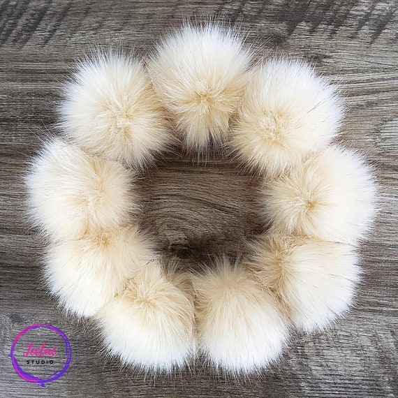 Natural Look Faux Fur Raccoon Pom Poms for Crochet Crafts Large Fluffy  Pompom for Knitted Hats and Beanies 4 Inch Detachable Poms With Snap 