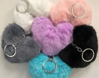 Airlove Heart-Shaped Ball Pom Keychain Artificial Fur Ball Keychain Fluffy Accessories Car Bag Charm