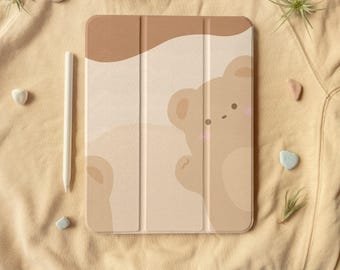 Funda plegable para iPad con ranura para bolígrafo "Cute Bear Say Hi" (10,2", 10,9" y 11", iPad Air 4, iPad Pro 2022/2021 y iPad 2020/2019/2018)