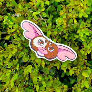 Gizmo Vinyl Sticker: Gremlins Chibi Horror Art - Laptop Decal