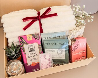 Succulent Candle Care Package for Her, Thinking of You, Birthday Gift Basket for Best Friend, Best Eco-Friendly Personalized Gift.