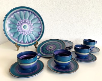 Set di ceramiche vintage Mid-Century moderne della Germania occidentale KMK Keramik Manufaktur Kupfermühle – Motivo viola