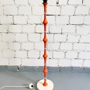 8/23 削除　1970年代 レトロモダン / スペースエイジ フロアライト Space age floor lamp - Etsy 日本