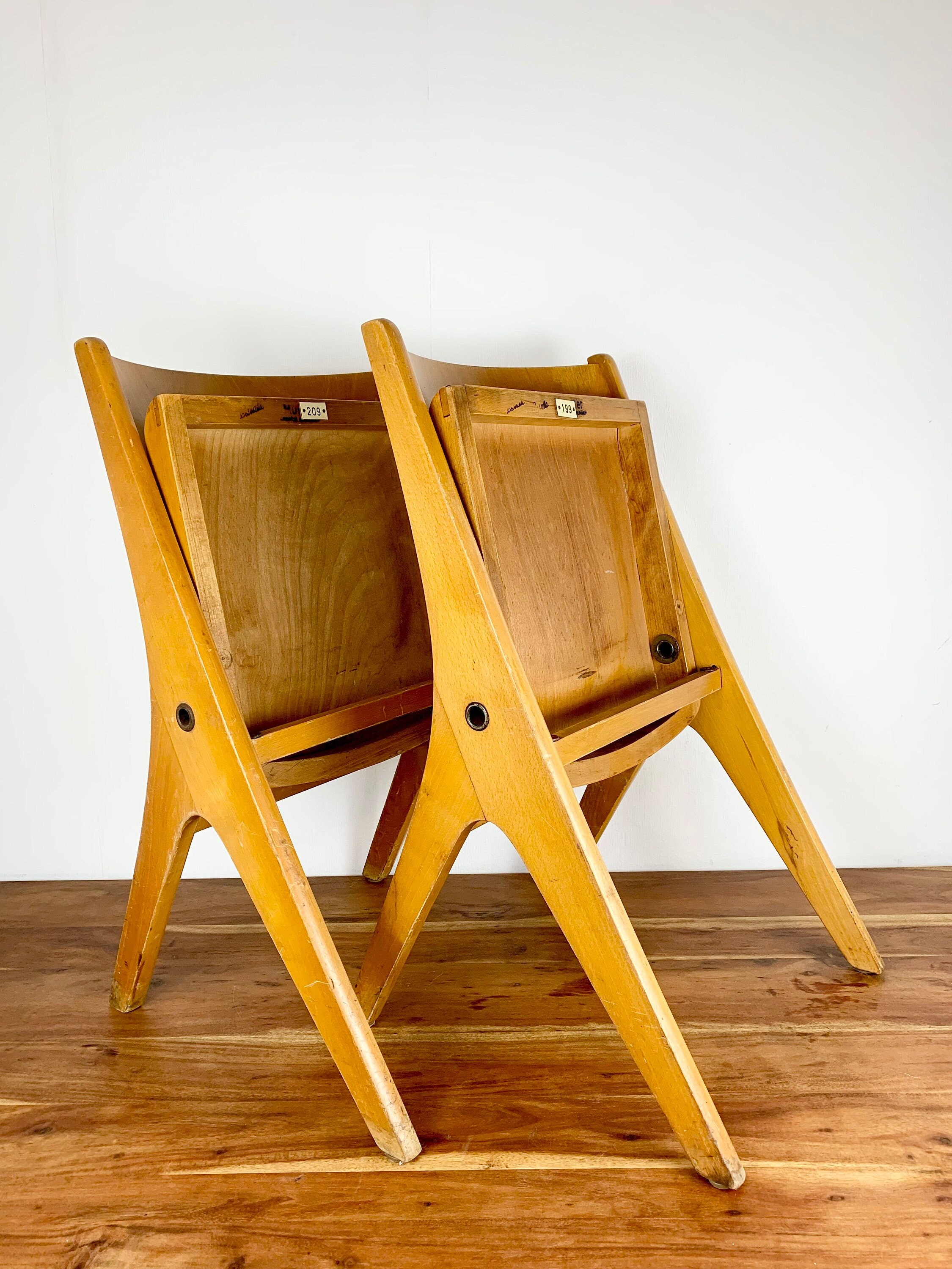 413 Cab Armchair (キャブ アームチェア) | Cassina (カッシーナ