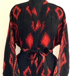 Kimono/accappatoio unisex in misto lana Yak, fatto a mano, speciale invernale, vestaglia, vestaglia con stampa azteca con diamanti geometrici rossi e neri o regalo di Natale