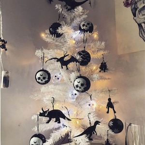 6 Medium Dinosaur Christmas Decorations/ Ornaments