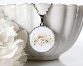 Baby's breath Necklace, women boho jewelry, dried flower necklace pendant, summer jewelry , gift for her, silver necklace, resin jewelry