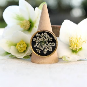 Bague florale, Bague ajustable , bijoux fleurs séchées, cadeau fête des mères, bijoux résine, Gift for her, Floral resin ring