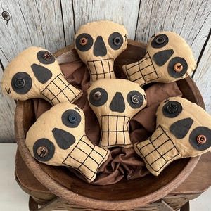 Small Primitive Skull Dough Bowl Fillers - Halloween Decor - Americana Skeleton Head - Rustic Farmhouse Accents for Fall/Autumn Decorating
