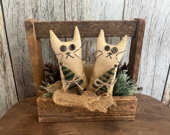 Primitive Christmas Cat Bowl Fillers: Rustic Folk Art X-mas Decor