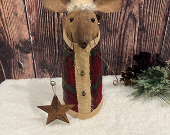 Primitive Santa Mouse Figurine: Country Christmas Decor