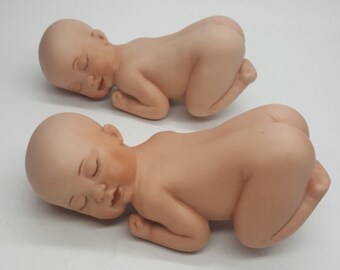 Vintage 2 Small Ceramic Realistic Sleeping Baby Real People Dolls 1999 'Tori'