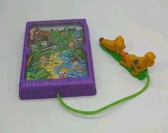2003 Burger King Rugrats Wild Thornberry's Maze Spike Magnet Toy