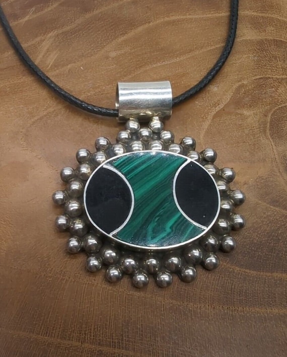Vintage LTT Talleres Lagunas Sterling Silver 925 Malachite And Onyx Pendant