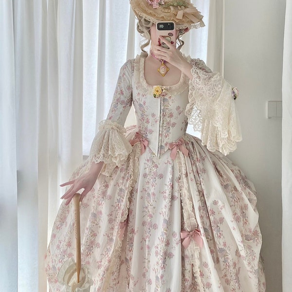 Robe a la francaise 18th century costume reenactment Marie Antoinette Style Pink Dress, Rococo style