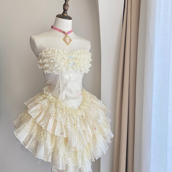 Creamy Lace Marie Antoinette style short Dress, Victorian inspired rococo Baroque costume dress Parisian Wedding Shoes