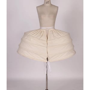 Robe a la francaise 18th century costume reenactment Marie Antoinette Style Pannier