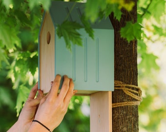 Modern Bird House, Birdhouse | Yard or Garden Housewarming Gift | Bird Feeder, Birdfeeder