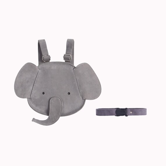 Small backpack with chest strap hotsell
