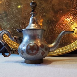 Tuareg Teapot Mauritanian , Antique Old Tuareg Teapot, Collectible Teapot