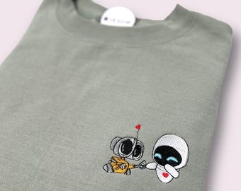 Suéter / camiseta / sudadera con capucha / cuello redondo bordado / regalos para ella / regalos para él Día de San Valentín de Wall-E x Eve
