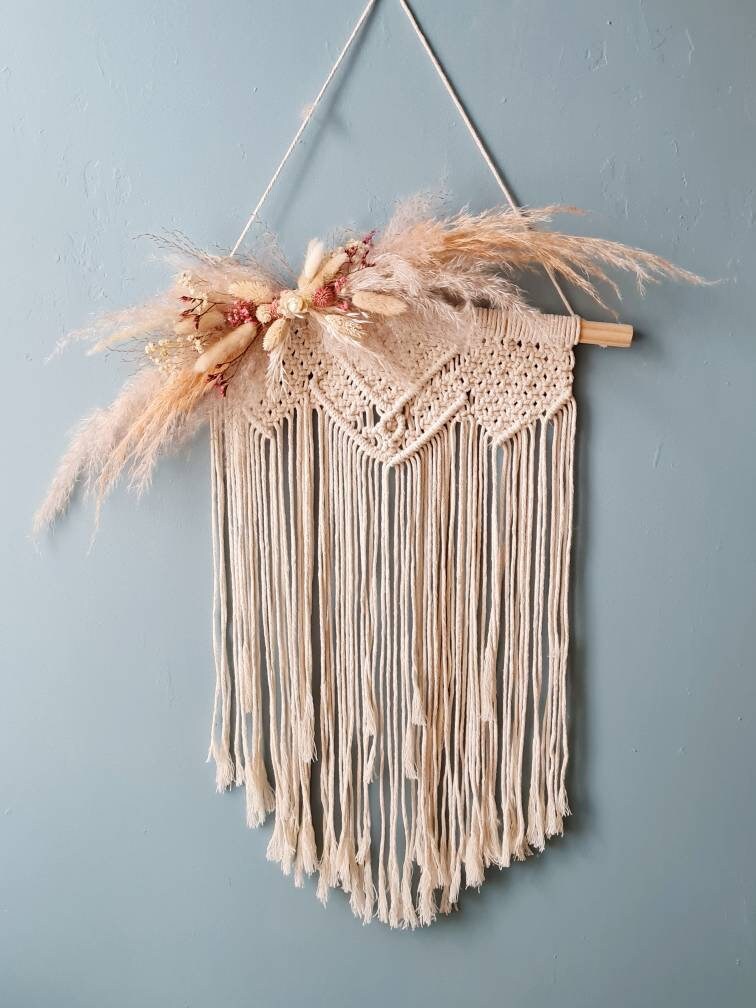 Tenture Macramé et Fleurs Séchées