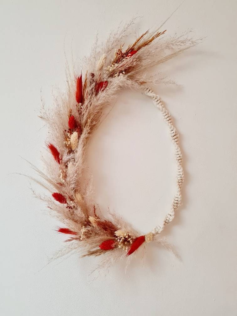Couronne de Fleurs Séchées et Macramé