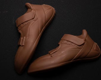Belgian Chocolate Climbing Shoe Bars: Gourmet Treat for Mountaineers, Boulderers & Outdoor Enthusiasts