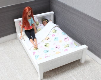 Dollhouse Bed Set for Bed, Cot, Pram Doll House Furniture with Miniature Pillows, 1:6 Scale Duvet for Barbie Doll - Owls