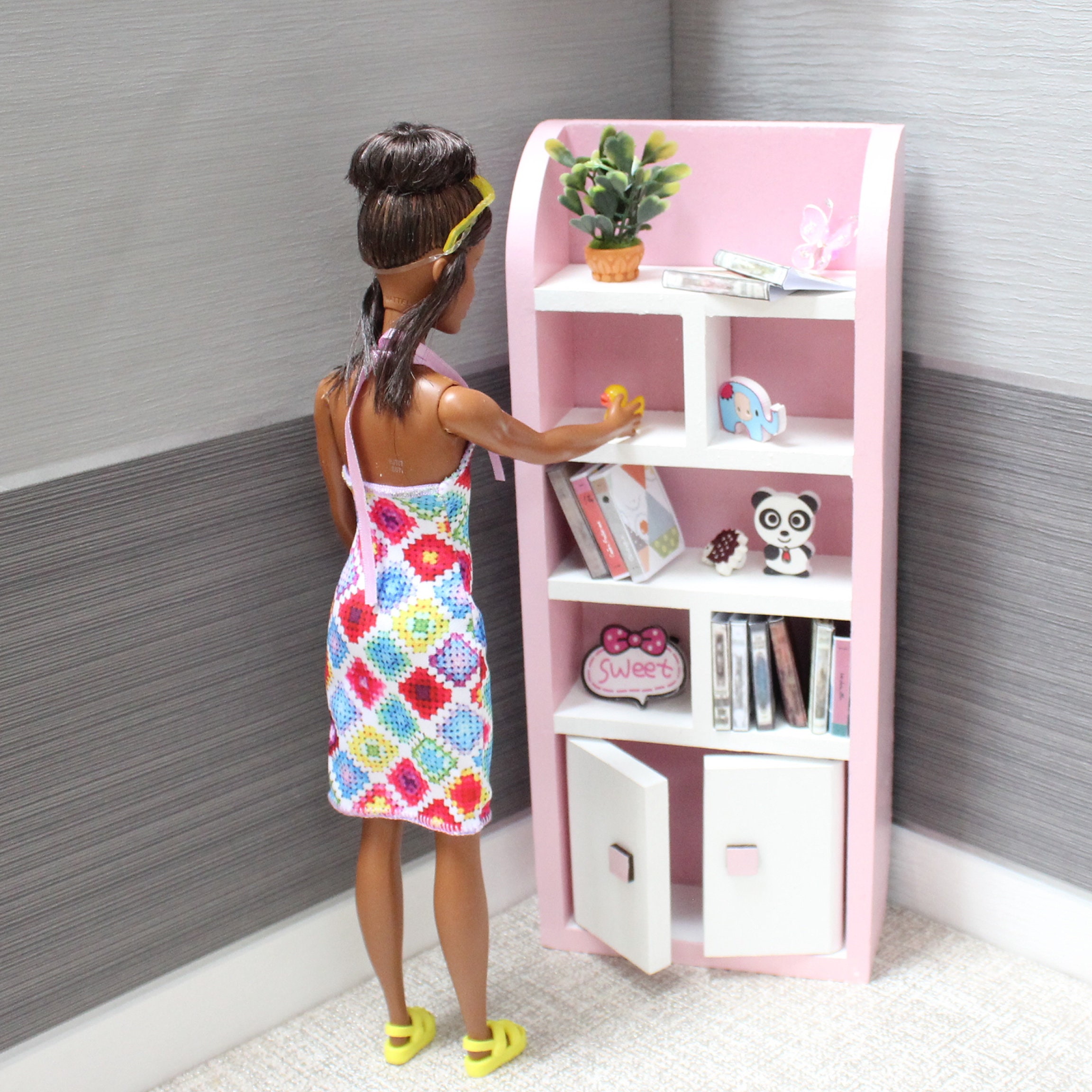 Barbie bookshelf hotsell