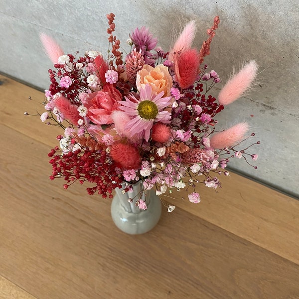 Frühlingsstrauss, Muttertag, Trockenblumenstrauss in rosa/ pink, Geschenkidee, Tischdeko
