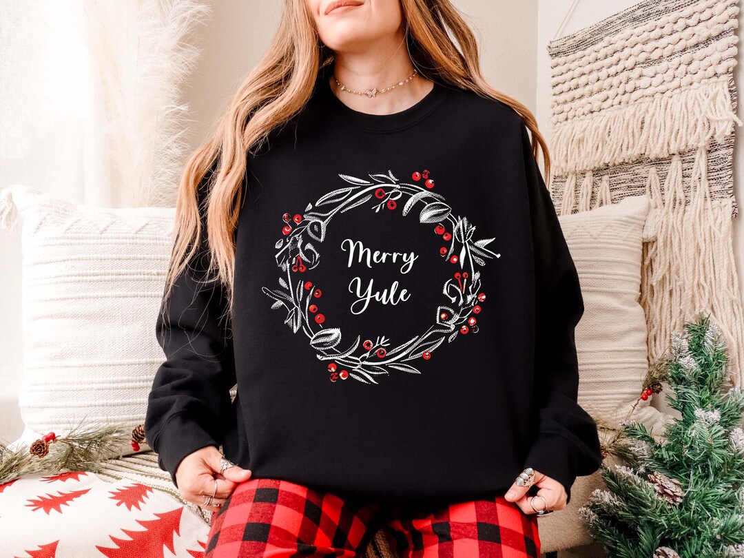 Yuletide Indulgence Graphic Sweatshirt main image 1