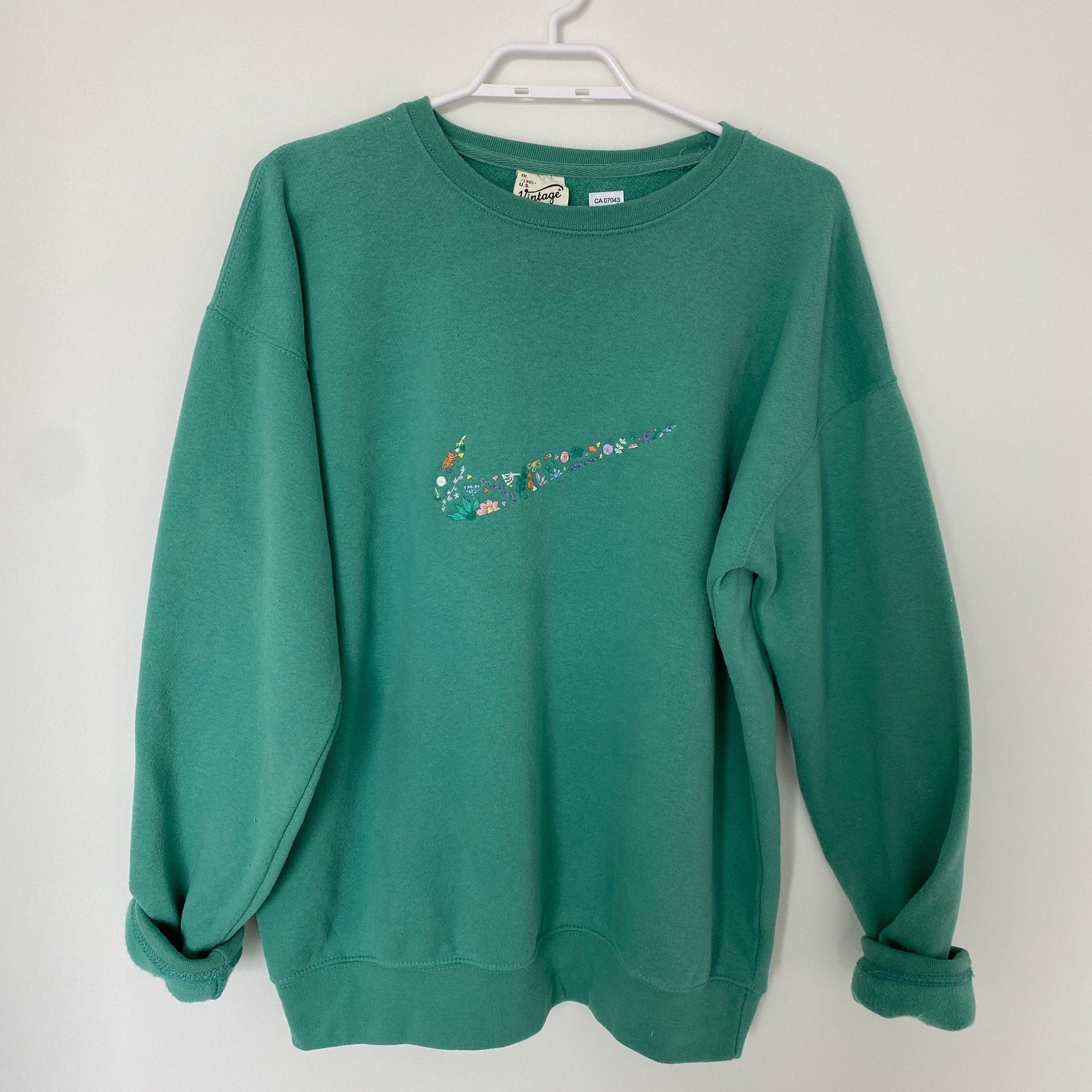 nike floral sweatshirt