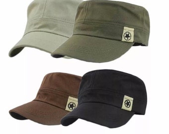 Cappello a tetto piatto in stile militare