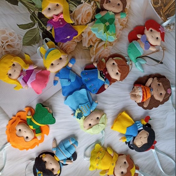 Princesses Felt Ornaments || Princesses Felt Doll || Nursery Garland ||Nursery Decoration || Newborn Infant Toddler Nursery