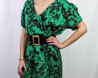 Vintage 1990s 100% silk black and green floral print wrap chic cocktail dress size S/M