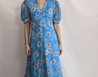 True vintage 1980s blue and orange daisy pattern puff sleeve romantic cute maxi dress by Vera Mont size S,M adjustable